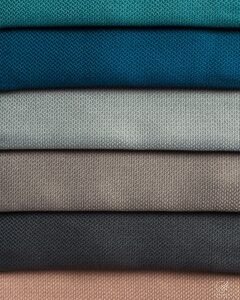 Vernazza Luxe Ribbed Satin Curtain - Image 4