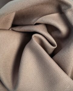 Vernazza Luxe Ribbed Satin Curtain - Image 7