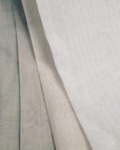 453 Silken Light Mist Sheer - Image 3