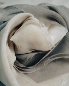 453 Silken Light Mist Sheer - Image 5