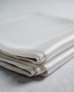 Ipek Light Smooth Silky Sheer - Image 4