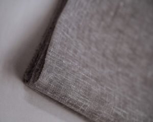 Foldet Simli Slub Linen Look Light Filtering Sheer Curtains - Image 3