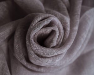 Foldet Simli Slub Linen Look Light Filtering Sheer Curtains - Image 4