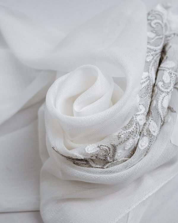 Leyla Elegant Scalloped Lace Embroidery Sheer Curtains - Image 4